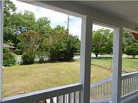 1245 Lynwyn Ln Se, Atlanta, Ga 30316 2 Beds 1 Bath in Atlanta, GA (Photo 4 of 12)