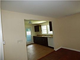 1245 Lynwyn Ln Se, Atlanta, Ga 30316 2 Beds 1 Bath in Atlanta, GA (Photo 7 of 12)