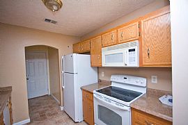 1140 Timothy Ave, Oak Grove, Ky 42262 3 Beds 2 Baths 1,000 Sqft in Oak Grove, KY (Photo 4 of 12)