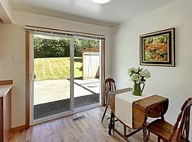  4228 145th Ave Se, Bellevue, Wa 98006 3 Beds 2 Baths 1,210 Sqf in Bellevue, WA (Photo 3 of 6)