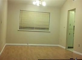  8909 47th St W, Tacoma, Wa 98466 3 Beds 2 Baths 1,458 Sqft in Tacoma, WA (Photo 2 of 6)