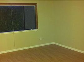  8909 47th St W, Tacoma, Wa 98466 3 Beds 2 Baths 1,458 Sqft in Tacoma, WA (Photo 3 of 6)