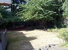  8909 47th St W, Tacoma, Wa 98466 3 Beds 2 Baths 1,458 Sqft in Tacoma, WA (Photo 6 of 6)