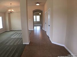 3 Beds 2 Baths in San Antonio, TX (Photo 2 of 3)