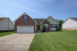3492 Sandpiper Dr, Clarksville, Tn 37042 3 Beds 2 Baths 1,555 S in Clarksville, TN