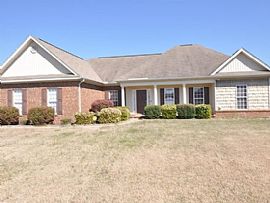 369 Summertime Pkwy, Deatsville, Al 36022 in Deatsville, AL