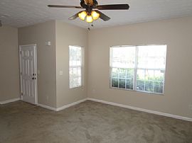 Single Family Home in Mc Donough, GA (Photo 3 of 6)