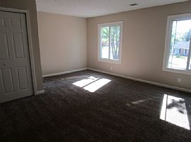 Single Family Home in Woodstock, GA (Photo 5 of 6)