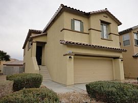 Single Family Home in Las Vegas, NV
