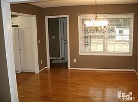 133 Seminole Trl, Wilmington, Nc 28409 3 Beds 2 Baths 1,475 Sqf in Wilmington, NC (Photo 4 of 8)
