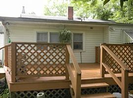 110 Caldwell St, Chapel Hill, Nc 27516 2 Beds 2 Baths 1,138 Sqf in Chapel Hill, NC (Photo 4 of 5)