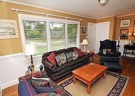 214 Huntington Rd, Wilmin Rent 650 Deposit 650 Total 1300 in Wilmington, NC (Photo 6 of 8)