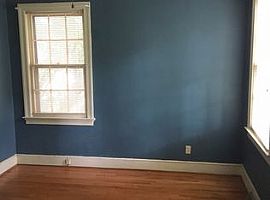 601 Muller Ave, Columbia, Sc 29203 2 Beds 1 Bath 943 Sqft in Columbia, SC (Photo 4 of 10)