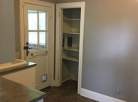 601 Muller Ave, Columbia, Sc 29203 2 Beds 1 Bath 943 Sqft in Columbia, SC (Photo 7 of 10)