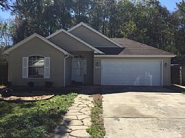 Single Family Home For Rent in Jacksonville, FL