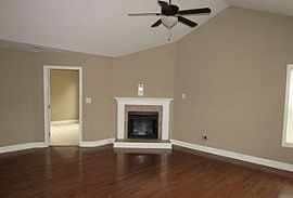 1421 Kershaw Loop, Fayett Rent 600 Deposit 600 Total 1200 in Fayetteville, NC (Photo 3 of 9)