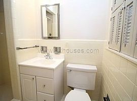 220 Erwin Cir, Vestavia, Al 35216 in Vestavia, AL (Photo 3 of 7)