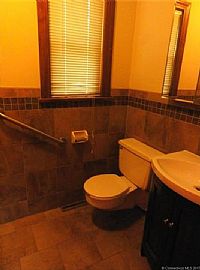 2 Bedroom on  Berlin St in Southington, CT (Photo 7 of 9)