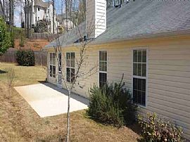 Single Family Home For Rent in Newnan, GA (Photo 10 of 10)