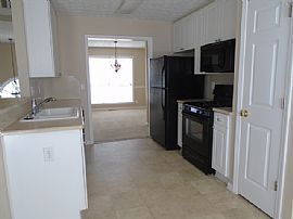 Single Family Home For Rent in Acworth, GA (Photo 5 of 12)