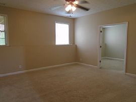 Single Family Home For Rent in Acworth, GA (Photo 8 of 12)