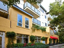 2 Beds 2 Baths Home in Santa Monica, CA