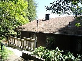 2 Beds 1 Baths Home in Mill Valley, CA