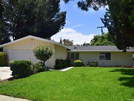 3 Beds 2 Baths Home in Woodland Hills, CA