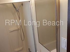 2 Beds 1 Bath Home in South Gate, CA (Photo 4 of 7)