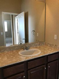 Beautiful Family Home on Abruzzi Ct in Sparks, NV (Photo 5 of 7)