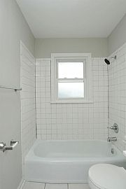 2032 New Orleans Dr, Lexington, Ky 40505 3 Beds 1.5 Baths 1,225 in Lexington, KY (Photo 7 of 9)