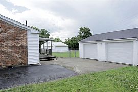 2032 New Orleans Dr, Lexington, Ky 40505 3 Beds 1.5 Baths 1,225 in Lexington, KY (Photo 9 of 9)