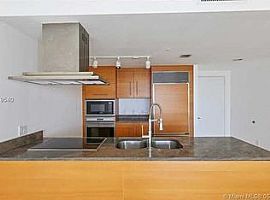 465 Brickell Ave in Miami, FL (Photo 9 of 9)