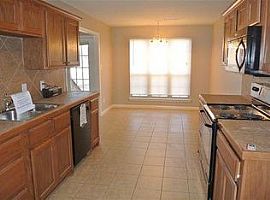 103 Pope Dr, Benton, Ar 72015 3 Beds 2 Baths 1,559 Sqft in Benton, AR (Photo 6 of 12)