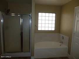 8973 W Tonopah Dr, Peoria, Az 85382 in Peoria, AZ (Photo 3 of 4)