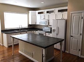 Single Family Home For Rent in Brighton, CO (Photo 3 of 8)