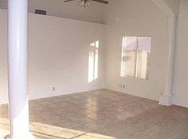  4302 E Ford Ave, Gilbert, Az 85234 3 Beds 2 Baths 2,058 Sqft in Gilbert, AZ (Photo 4 of 6)