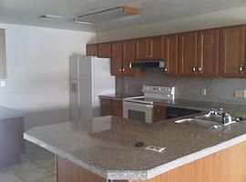  4302 E Ford Ave, Gilbert, Az 85234 3 Beds 2 Baths 2,058 Sqft in Gilbert, AZ (Photo 6 of 6)