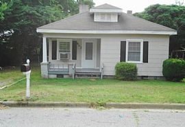 807 Holt Ave, Greensboro, Nc 2740 in Greensboro, NC