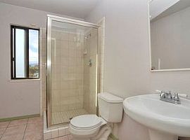 Very Large Family House 6 Bedroom  in San Jose, CA (Photo 2 of 12)