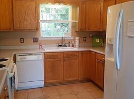  12 Grandiflora Ln, Beaufort, Sc 29907 3 Beds 2 Baths 1,249 Sqf in Beaufort, SC (Photo 3 of 4)