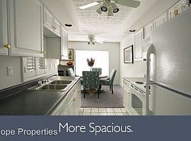 2 Beds 2 Baths in Cross Lanes, WV (Photo 3 of 5)