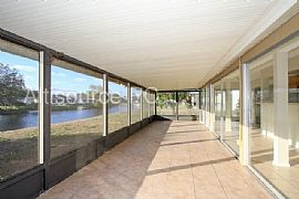 Single Family Home For Rent in Port Charlotte, FL (Photo 9 of 11)