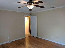 3310 W Napoleon Ave, Tampa, Fl 33611 3 Beds 2 Baths 1,271 Sqft in Tampa, FL (Photo 5 of 10)