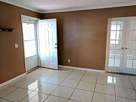 3310 W Napoleon Ave, Tampa, Fl 33611 3 Beds 2 Baths 1,271 Sqft in Tampa, FL (Photo 7 of 10)