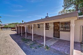 Single Family Home For Rent in Tucson, AZ (Photo 10 of 11)