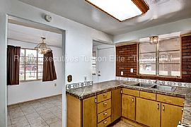 Single Family Home For Rent in Tucson, AZ (Photo 7 of 11)