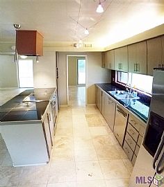 1777 Carl Ave, Baton Rouge, La 70808 3 Beds 2 Baths 1,694 Sqft in Baton Rouge, LA (Photo 5 of 12)