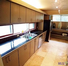 1777 Carl Ave, Baton Rouge, La 70808 3 Beds 2 Baths 1,694 Sqft in Baton Rouge, LA (Photo 6 of 12)