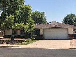 2505 E Jensen St, Mesa, Az 85213 4 Beds 2 Baths 1,965 Sqft in Mesa, AZ (Photo 10 of 12)